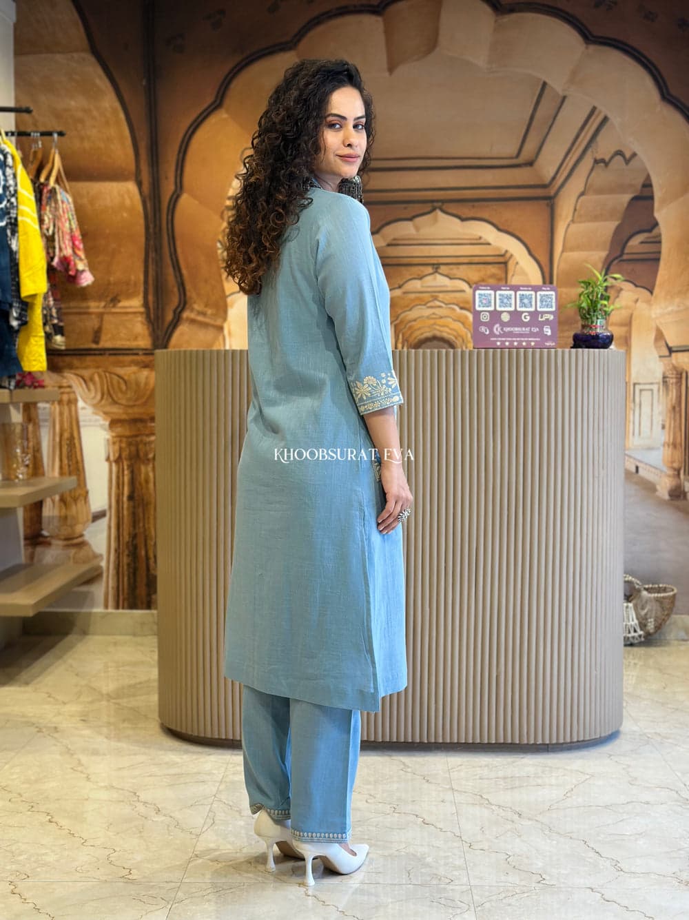 Sky Blue Hand Embroidered Cotton Kurta Set With Pockets